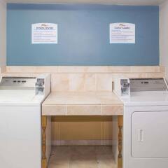 Отель Baymont Inn & Suites Jefferson City удобства в номере