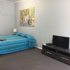 Отель Clarence Head Caravan Park Австралия, Илука - отзывы, цены и фото номеров - забронировать отель Clarence Head Caravan Park онлайн сейф в номере