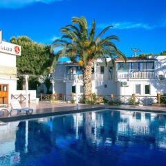 Hanedan Beach Hotel Турция, Карабурун - отзывы, цены и фото номеров - забронировать отель Hanedan Beach Hotel онлайн бассейн фото 2