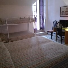 Hotel Tenesi Манерба-дель-Гарда комната для гостей фото 2