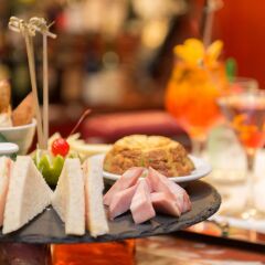 Отель SHG Hotel Antonella Италия, Помеция - 1 отзыв об отеле, цены и фото номеров - забронировать отель SHG Hotel Antonella онлайн питание