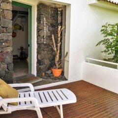 Отель Casa do Pico Португалия, Мадалена - отзывы, цены и фото номеров - забронировать отель Casa do Pico онлайн вид на фасад