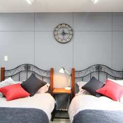 Отель Vacation Rentals AKASAKA Фукуока комната для гостей фото 4