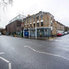Отель Chic Liverpool Road парковка