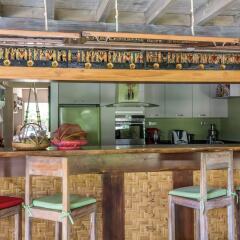 Отель Green Lodge Moorea гостиничный бар