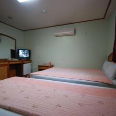 Отель Yims House Hotel Seoul Южная Корея, Сеул - отзывы, цены и фото номеров - забронировать отель Yims House Hotel Seoul онлайн сейф в номере