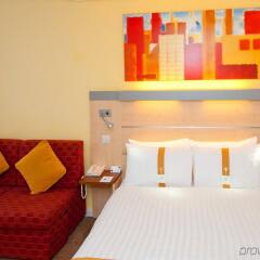 Отель Holiday Inn Express - Edinburgh City Centre Великобритания, Эдинбург - отзывы, цены и фото номеров - забронировать отель Holiday Inn Express - Edinburgh City Centre онлайн комната для гостей фото 4