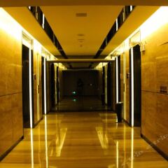 Yiside Poly Zhonghui Plaza Hotel интерьер отеля фото 2