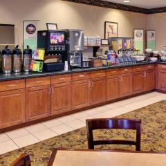 Отель Country Inn & Suites Queensbury питание