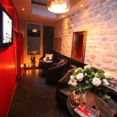 Hotel Lumieres Montmartre развлечения