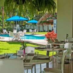 Отель Comfort Inn Puerto Vallarta Пуэрто-Вальярта бассейн
