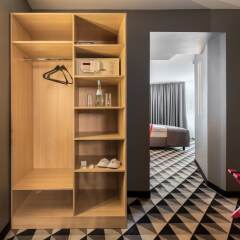 AZIMUT Hotel Vienna сейф в номере фото 2