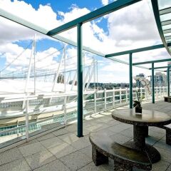 Отель Hampton Inn and Suites by Hilton, Downtown Vancouver Канада, Ванкувер - отзывы, цены и фото номеров - забронировать отель Hampton Inn and Suites by Hilton, Downtown Vancouver онлайн приотельная территория фото 2