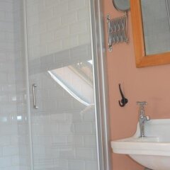Отель B&B Chambre d'Orfeo Бельгия, Брюссель - отзывы, цены и фото номеров - забронировать отель B&B Chambre d'Orfeo онлайн ванная фото 2
