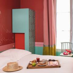 Hotel Crayon by Elegancia в номере