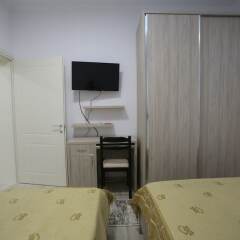 Отель Idrizi Apartment Албания, Берат - отзывы, цены и фото номеров - забронировать отель Idrizi Apartment онлайн комната для гостей фото 2