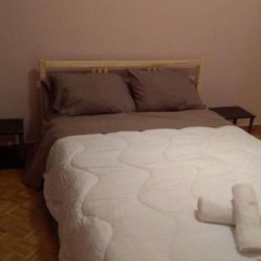 Апартаменты Spacious Apartment in Vironas комната для гостей фото 2