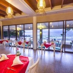 Отель Beyond Resort Karon Пхукет фитнесс-зал