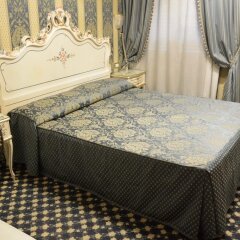 Отель Ve.N.I.Ce. Cera Ca' Belle Arti Италия, Венеция - отзывы, цены и фото номеров - забронировать отель Ve.N.I.Ce. Cera Ca' Belle Arti онлайн удобства в номере