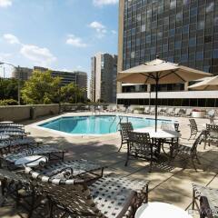 Отель Crowne Plaza Washington National Airport США, Арлингтон - отзывы, цены и фото номеров - забронировать отель Crowne Plaza Washington National Airport онлайн бассейн фото 2