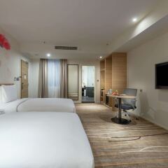 Отель Hilton Garden Inn Kuala Lumpur Jalan Tuanku Abdul Rahman South фото 14