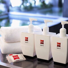 Отель Ibis Ambassador Myeong-dong Южная Корея, Сеул - 1 отзыв об отеле, цены и фото номеров - забронировать отель Ibis Ambassador Myeong-dong онлайн ванная