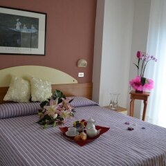 Hotel Jasmine Римини в номере фото 2