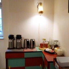 Отель Hostel Boudnik Чехия, Прага - 1 отзыв об отеле, цены и фото номеров - забронировать отель Hostel Boudnik онлайн питание фото 2