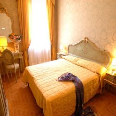 Отель Canal Италия, Венеция - - забронировать отель Canal, цены и фото номеров комната для гостей