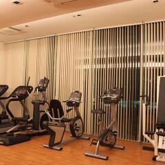 Rembrandt Hotel Suites and Towers фитнесс-зал