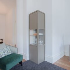 Апартаменты Liiiving - Aliados Luxury Apartments Порту сейф в номере