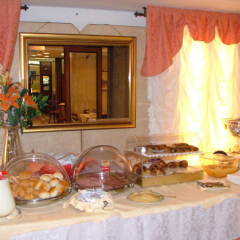 Hotel Ambassador Tre Rose