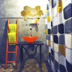 Отель Room @ Bangkok Бангкок балкон