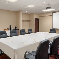 Отель Days Inn Prince George Bednesti помещение для мероприятий