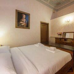 Отель Duomo Elegance Италия, Флоренция - отзывы, цены и фото номеров - забронировать отель Duomo Elegance онлайн сейф в номере