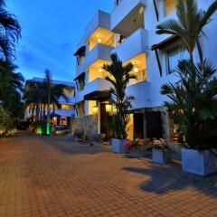 St. Lachlan Hotel & Suites