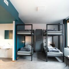 Liège Youth Hostel удобства в номере