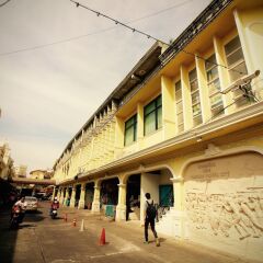 Matchanu River Hostel Bangkok парковка