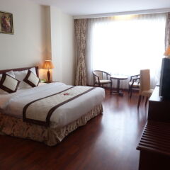River Prince Hotel комната для гостей