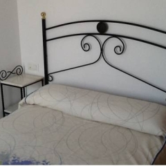 Отель Hostal Los Bateles Испания, Кониль-де-ла-Фронтера - отзывы, цены и фото номеров - забронировать отель Hostal Los Bateles онлайн комната для гостей фото 4