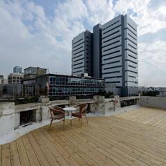 Eclectic Apart Hotel