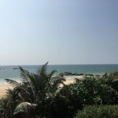 Отель Bawana Beach House пляж
