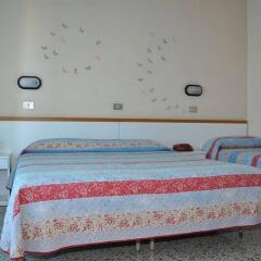 Hotel Mondial Римини комната для гостей фото 5