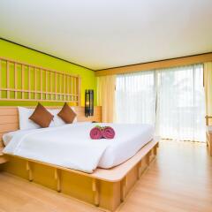 Phuket Island View Hotel 4* Улучшенный номер фото 7