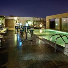 ibis Dubai Mall of the Emirates Hotel бассейн фото 3