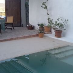 Отель La Casa de Bovedas Charming Inn бассейн