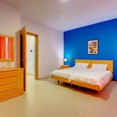 Отель Cosy 1 Bedroom Sliema Apartment, Best Location Мальта, Слима - отзывы, цены и фото номеров - забронировать отель Cosy 1 Bedroom Sliema Apartment, Best Location онлайн комната для гостей фото 2
