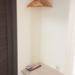 Гостиница Smart Roomz сейф в номере
