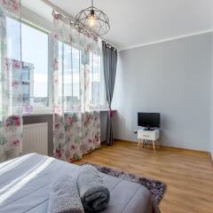 Отель ClickTheFlat Golden Terraces Apartment Польша, Варшава - отзывы, цены и фото номеров - забронировать отель ClickTheFlat Golden Terraces Apartment онлайн комната для гостей фото 2