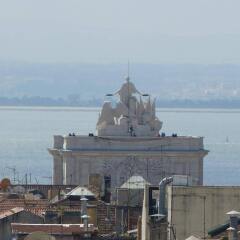 Отель Bairrus Lisbon Apartments - Rossio Португалия, Лиссабон - отзывы, цены и фото номеров - забронировать отель Bairrus Lisbon Apartments - Rossio онлайн пляж